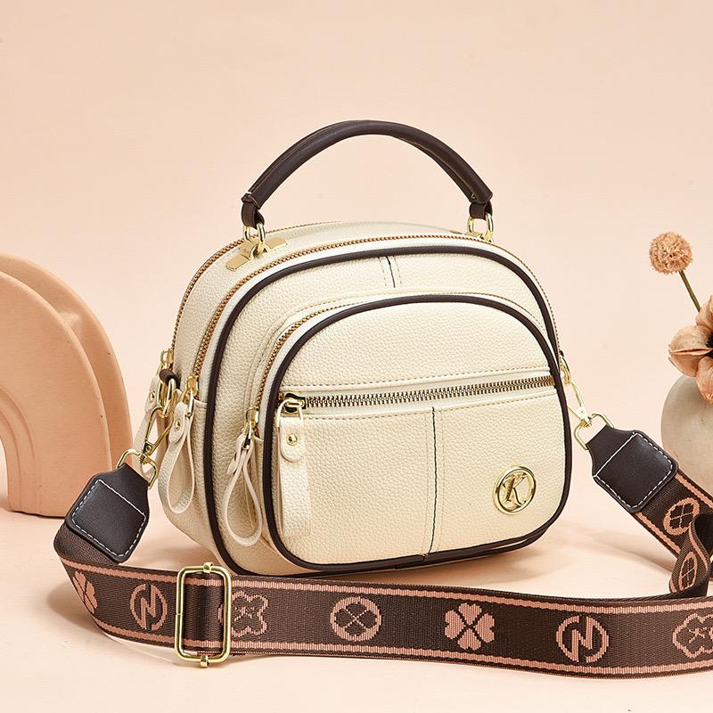 شنطة كلاسيكية فاخرة للنساء