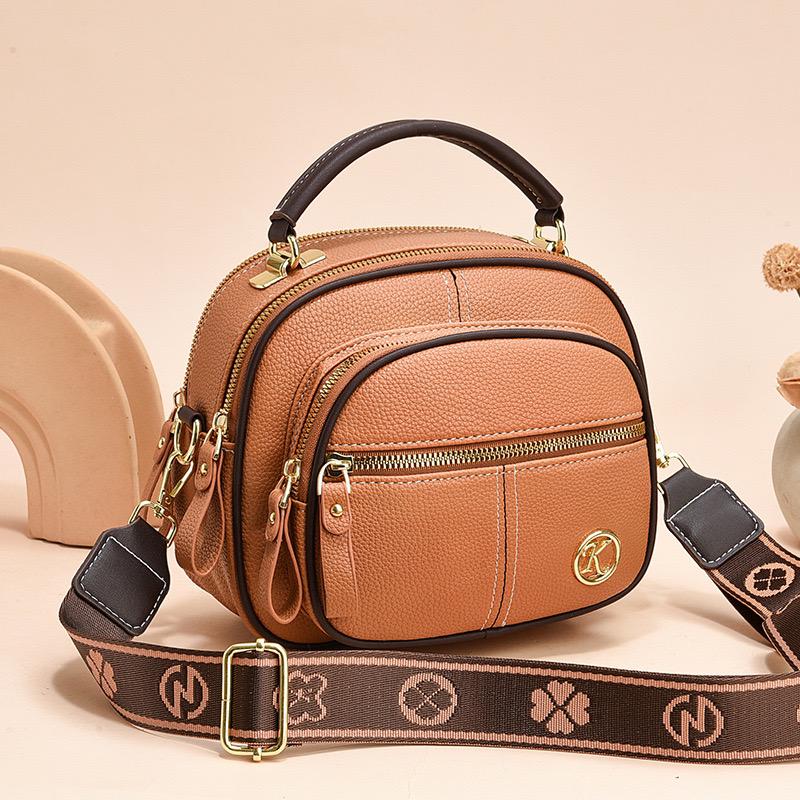 شنطة كلاسيكية فاخرة للنساء