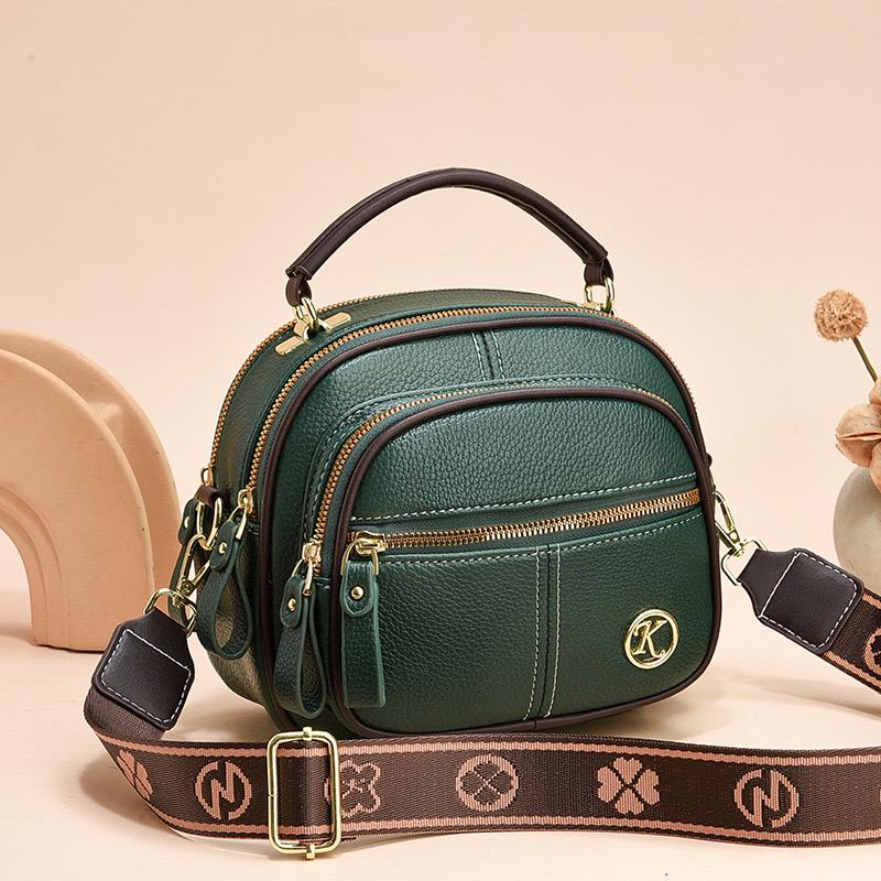 شنطة كلاسيكية فاخرة للنساء